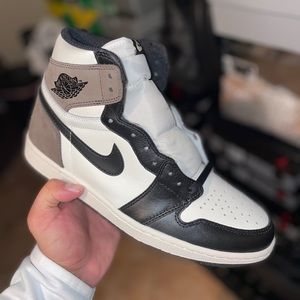 Air Jordan 1 Mocha